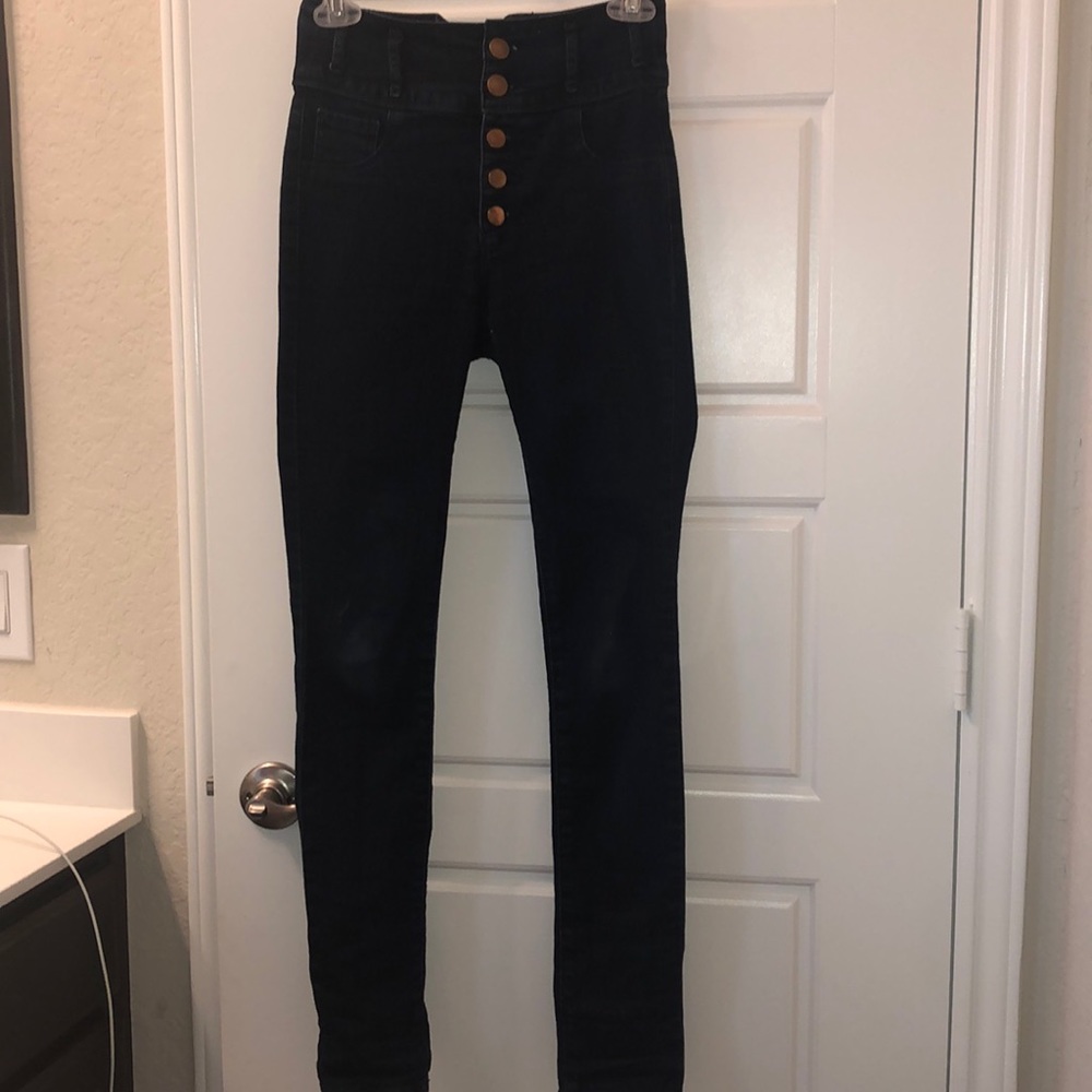 Dark skinny jeans